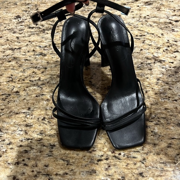 Tony Bianca black heels - Picture 2 of 4